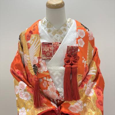 花嫁衣装　豪華な変わり素材　紅白梅柄　美品(^^)お店のディスプレイ等にも^^