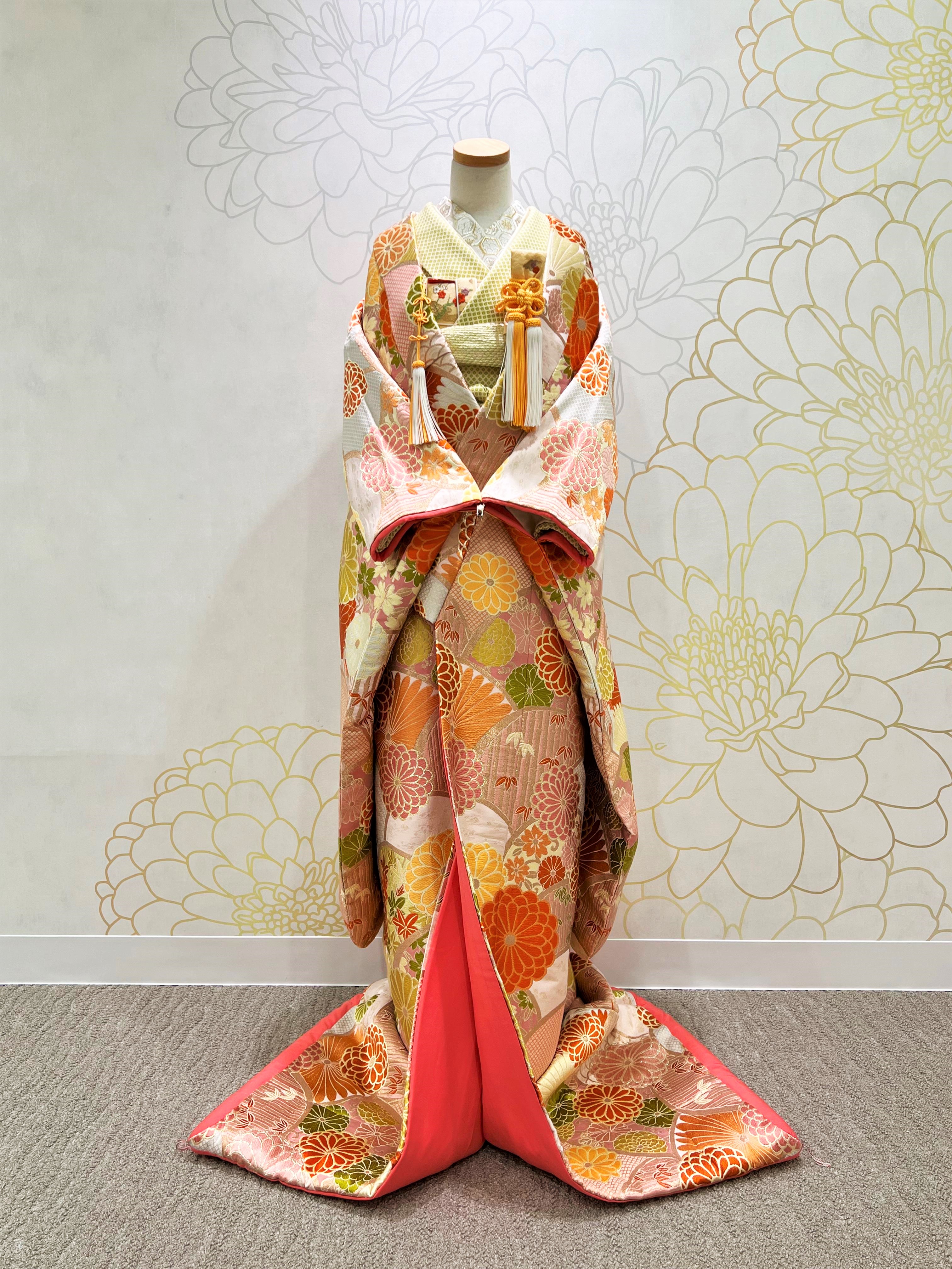 乃木會館衣裳室より＊色打掛のご紹介｜ウェディングドレス、着物